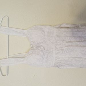 White alyn paige pace tie back dress size 5/6